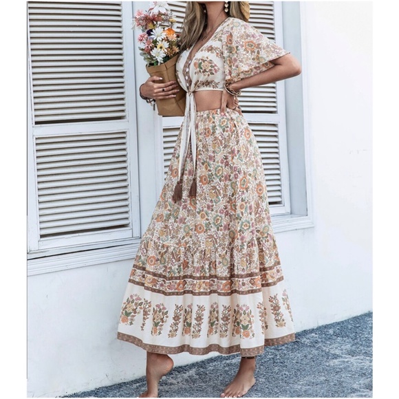Boho Floral Print Button up Crop Top Maxi Skirt Set - Picture 5 of 6